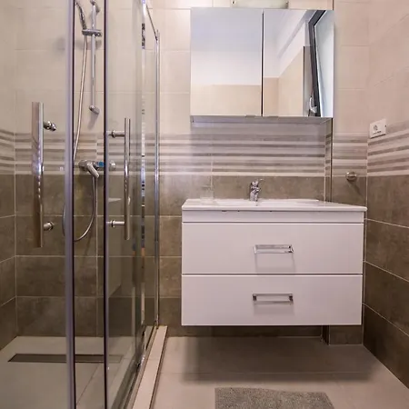 Aquarium 5 Năvodari