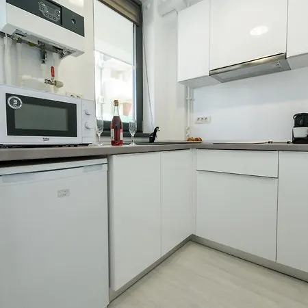 Aquarium 5 Apartment *